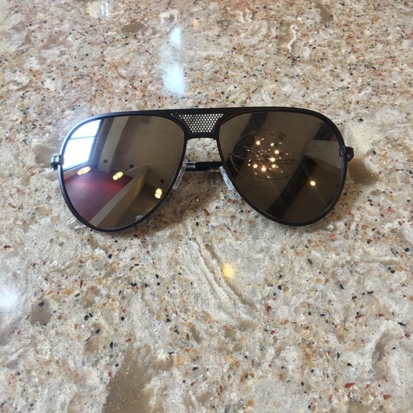 “Simone” Oversized Glam Aviators - Picture 4 of 5